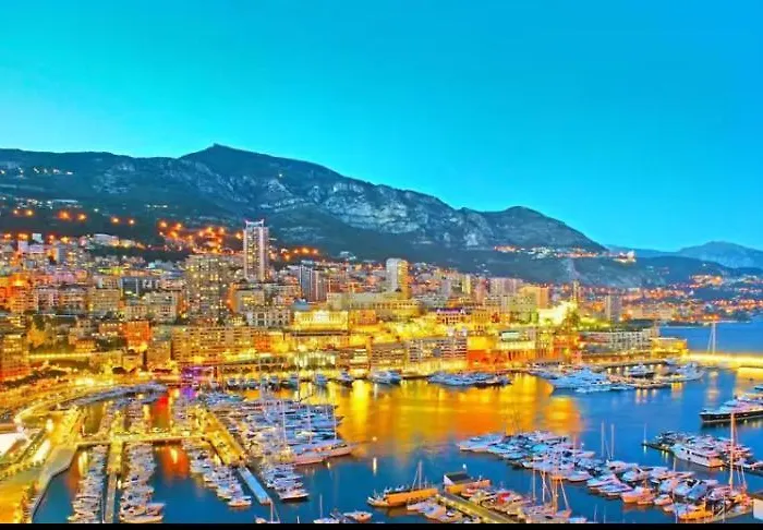 Monaco Monte-Carlo Door Step - Luxury Apartment - 2 Bedrooms 2 Bathrooms - Superb Modern Fully Equipped