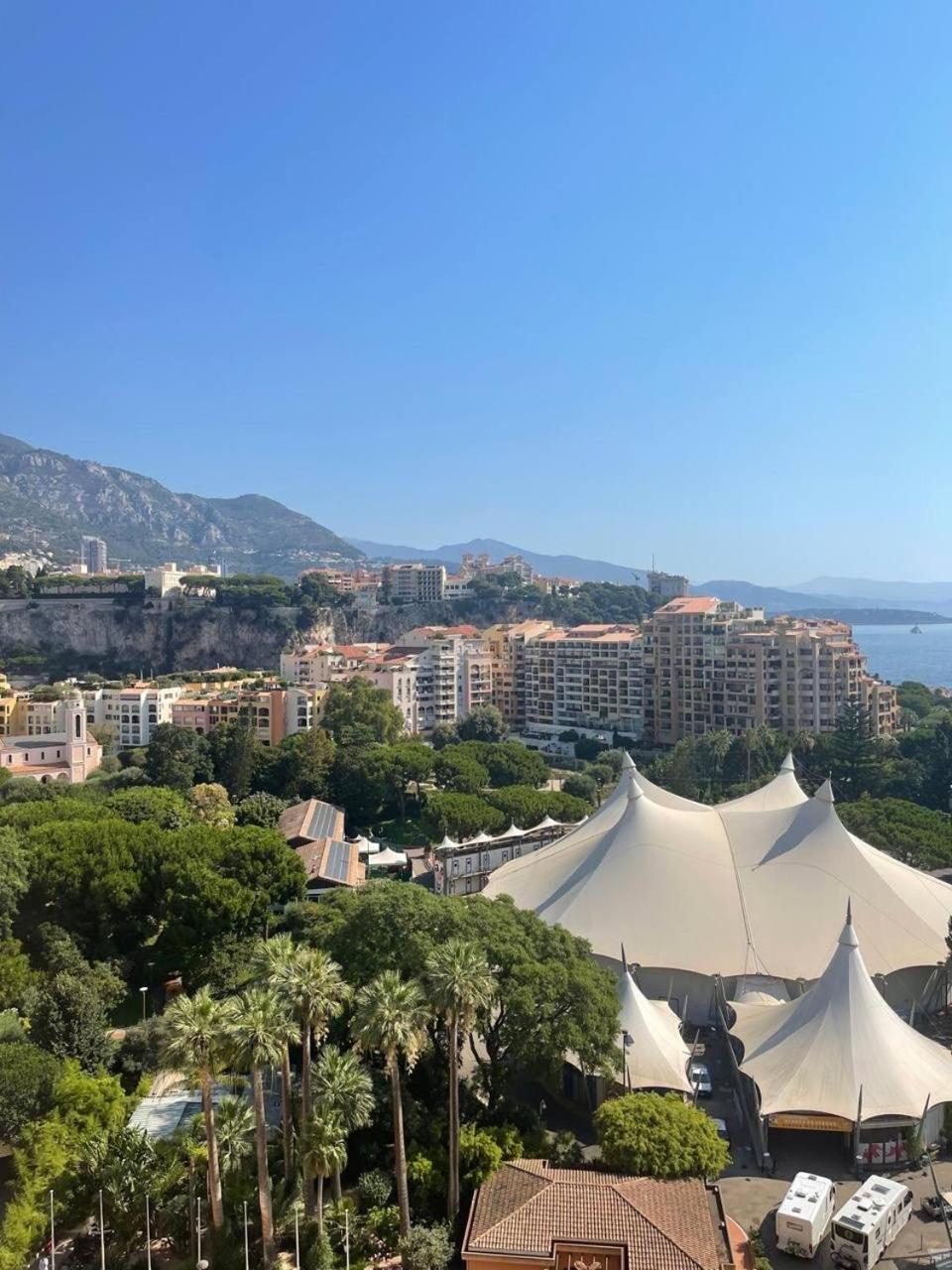 Monaco Monte-Carlo Door Step - Luxury Apartment - 2 Bedrooms 2 Bathrooms - Superb Modern Fully Equipped *