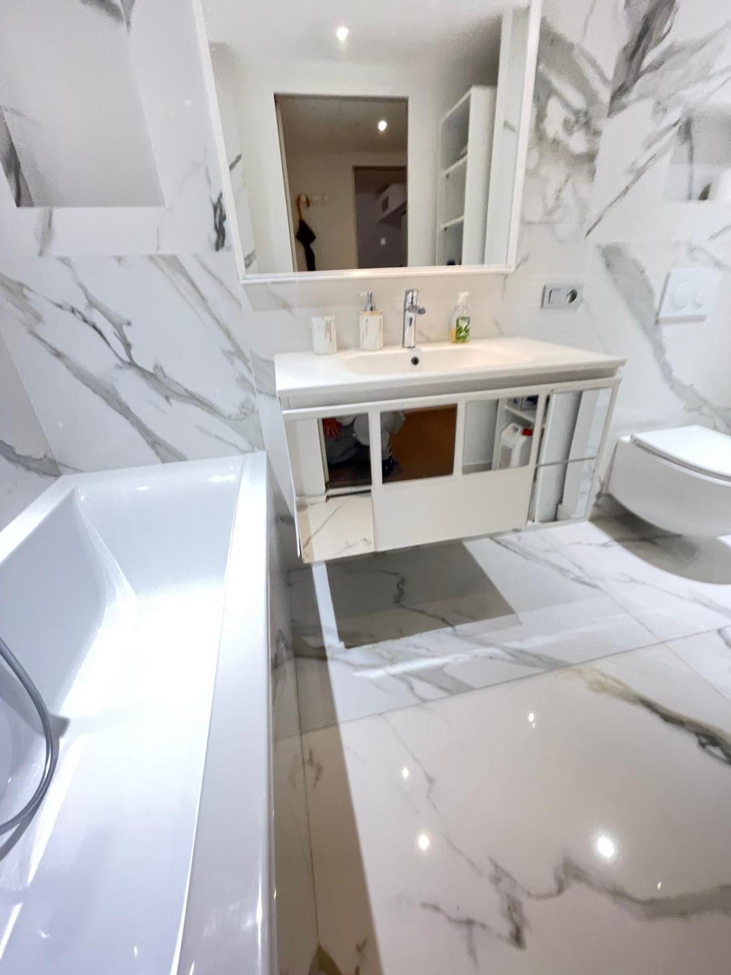 Monaco Monte-Carlo Door Step - Luxury Apartment - 2 Bedrooms 2 Bathrooms - Superb Modern Fully Equipped *